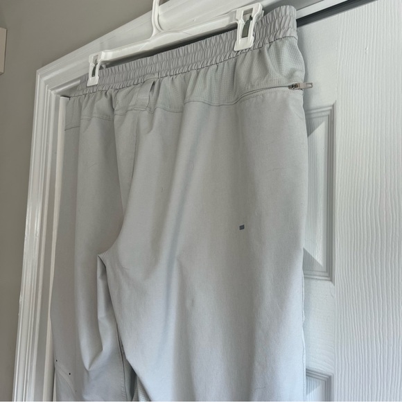 Lululemon License to Train Jogger | Size XL - Picture 9 of 14